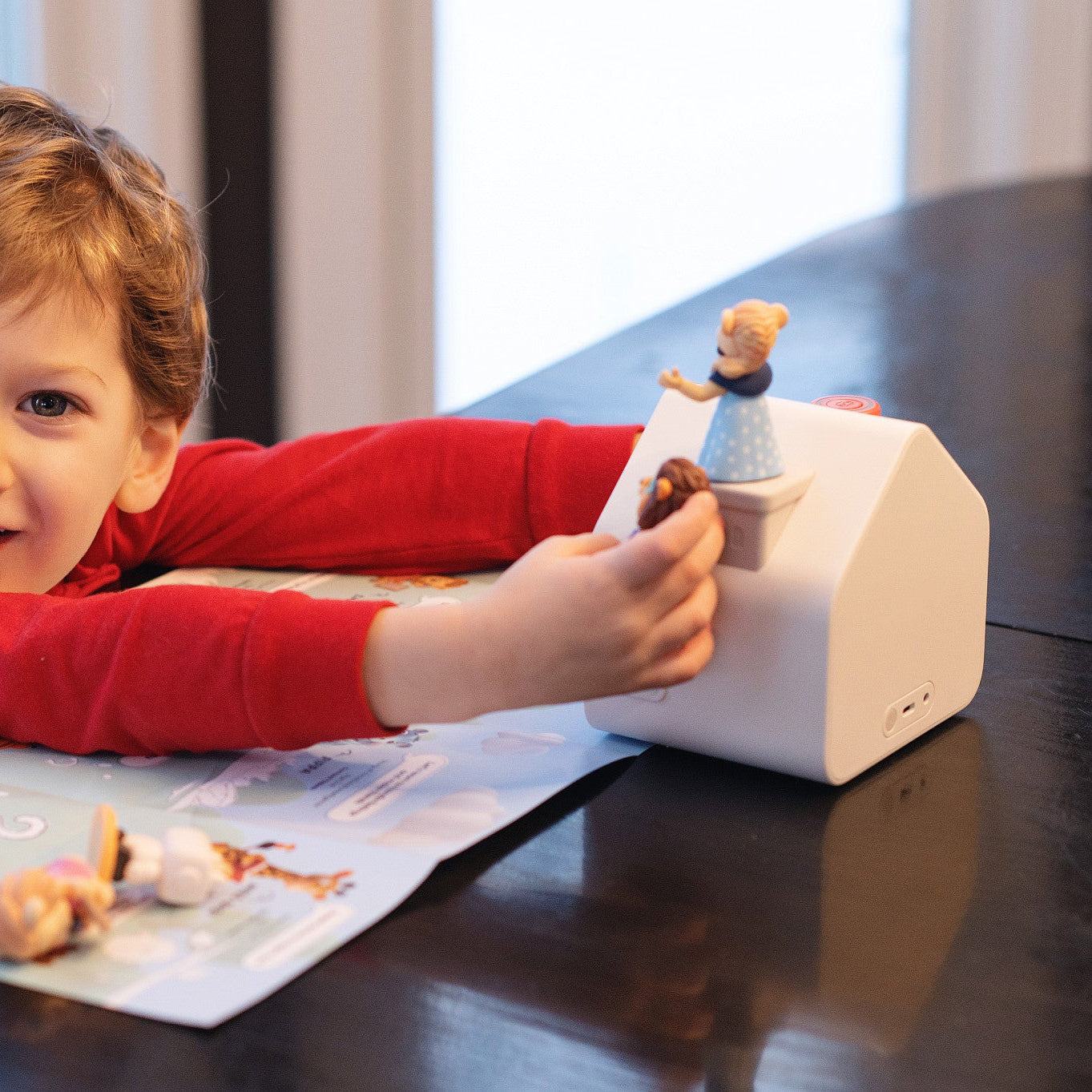 Children's Storytelling Device with Interactive AI Conversations