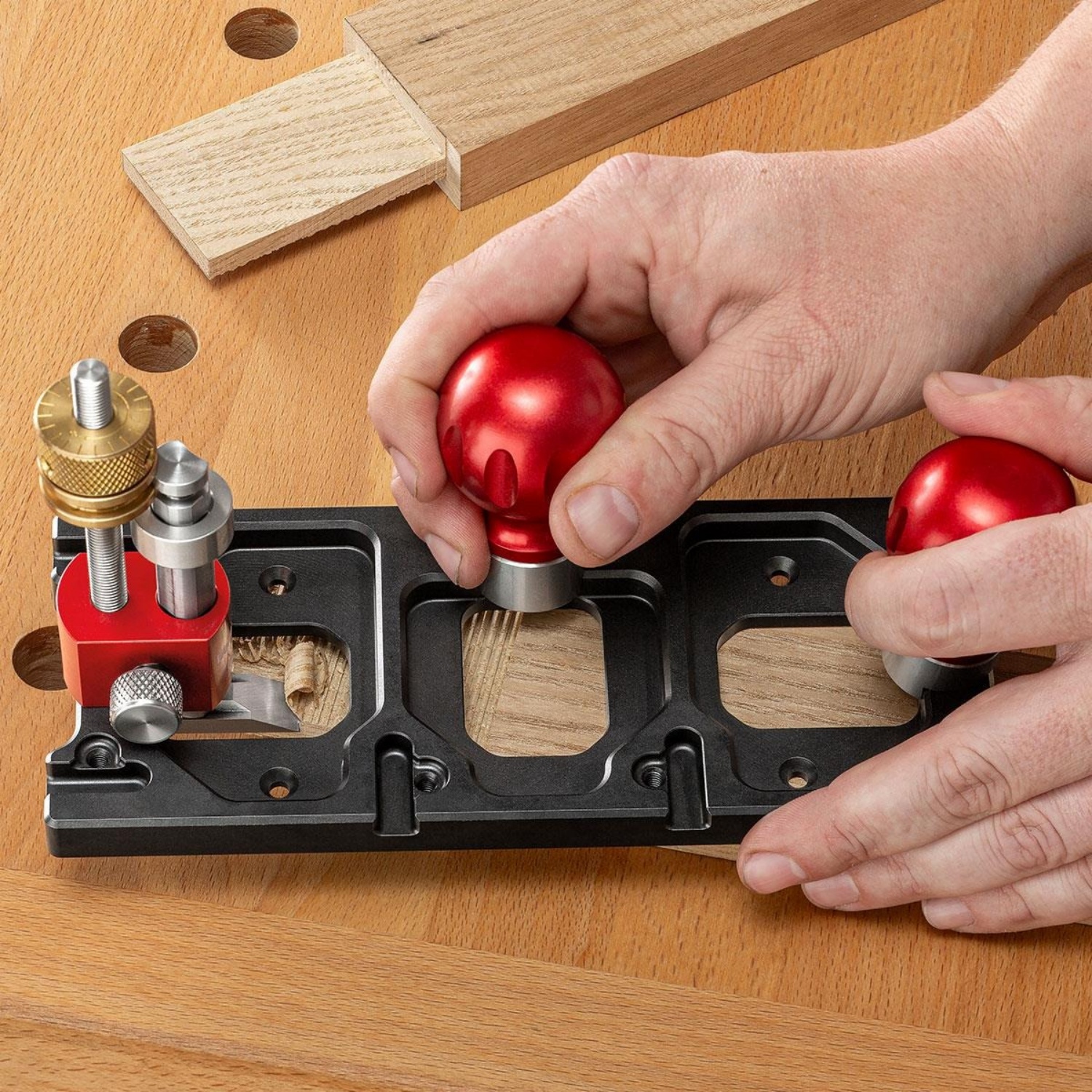 Precision Router Plane for Joinery