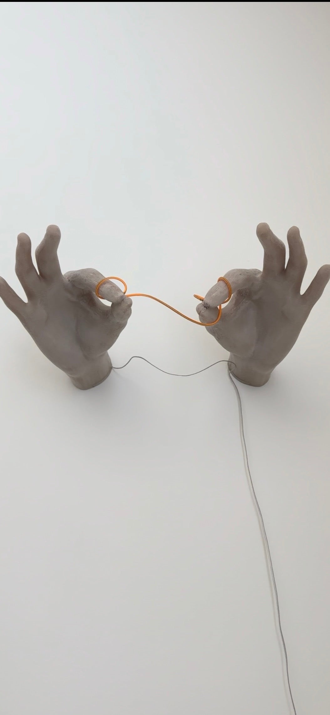 Floating Hand Wall Light – Turn Your Wall Into a Work of Art