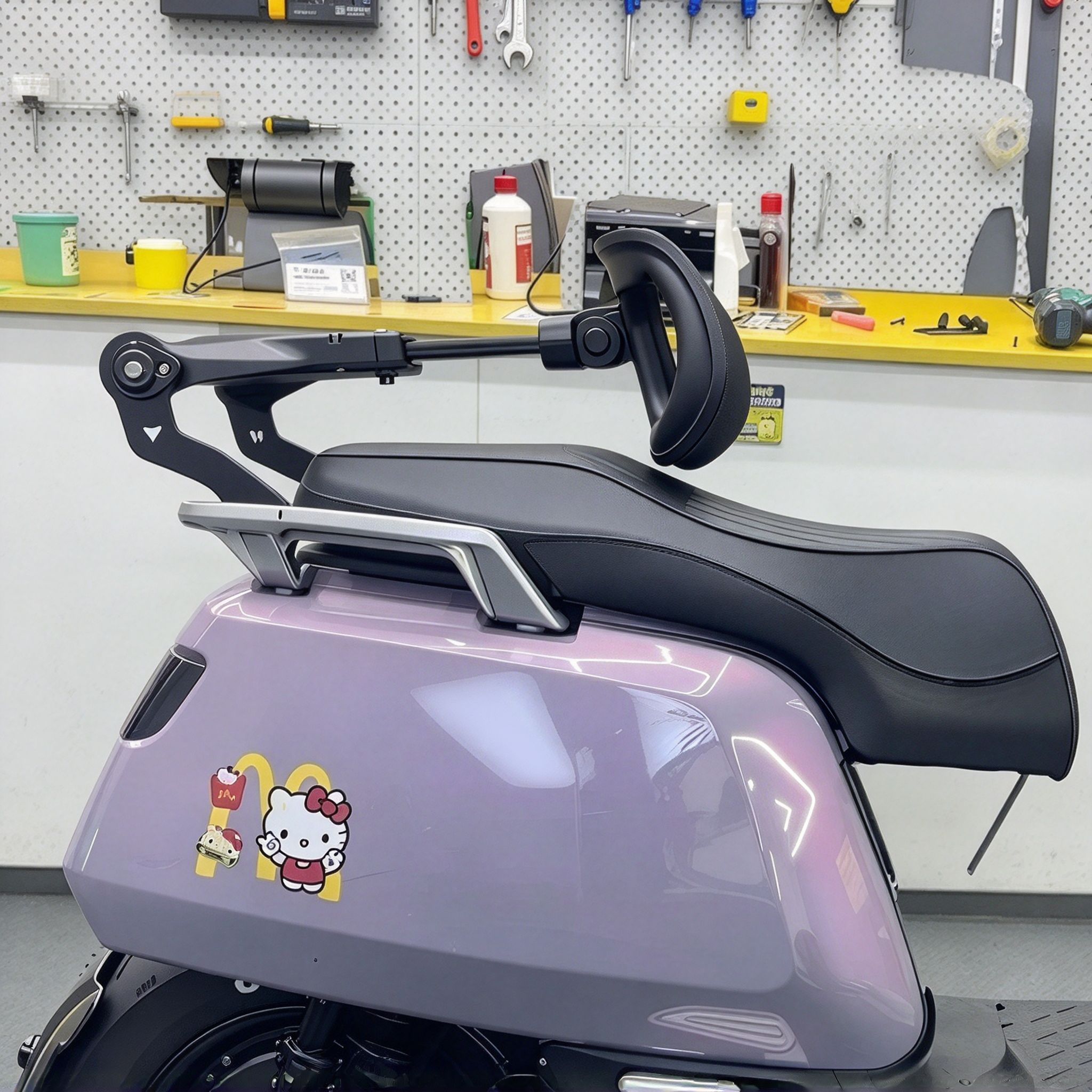 Foldable Adjustable Scooter Backrest – Ergonomic Lumbar Support, Aluminum Alloy Frame 