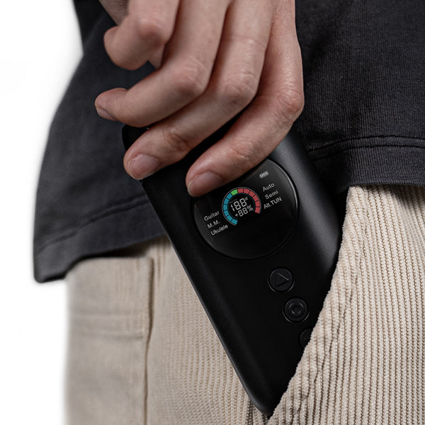 Smart Automatic Guitar Tuner – Full-color LCD Screen, Metronome & String Winder