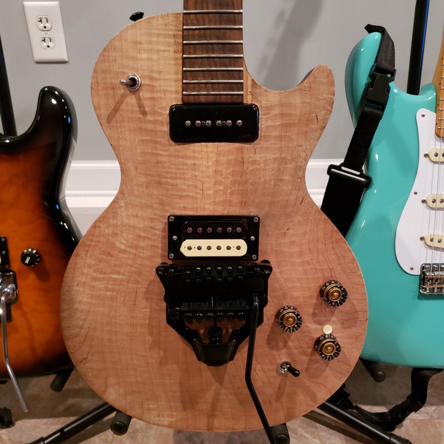 Top-Mount Guitar Tremolo System – Drop-In Replacement