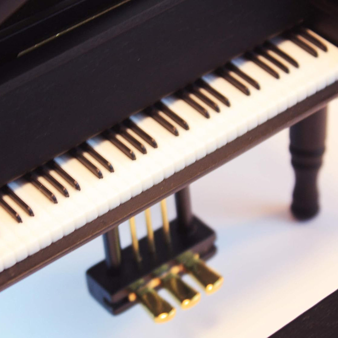 Wooden Piano Music Box – Grand Piano Design with Bench