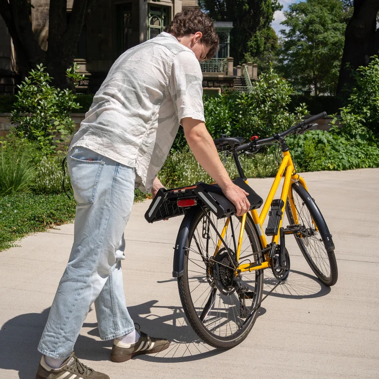 1-Second Foldable Bike Cargo Box – 30L Capacity, 20kg Load, Anti-Theft Mount