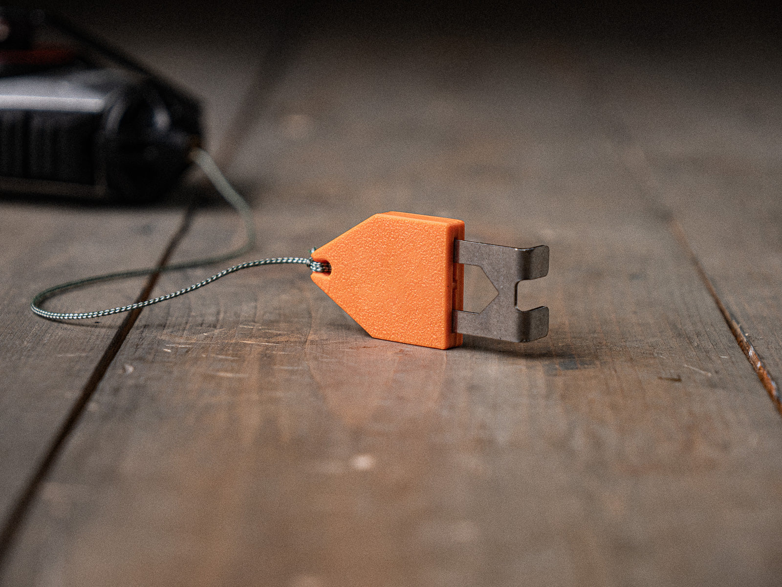 Precision Chalk Line Anchor – One-Handed Layout Tool For Faster Construction Work
