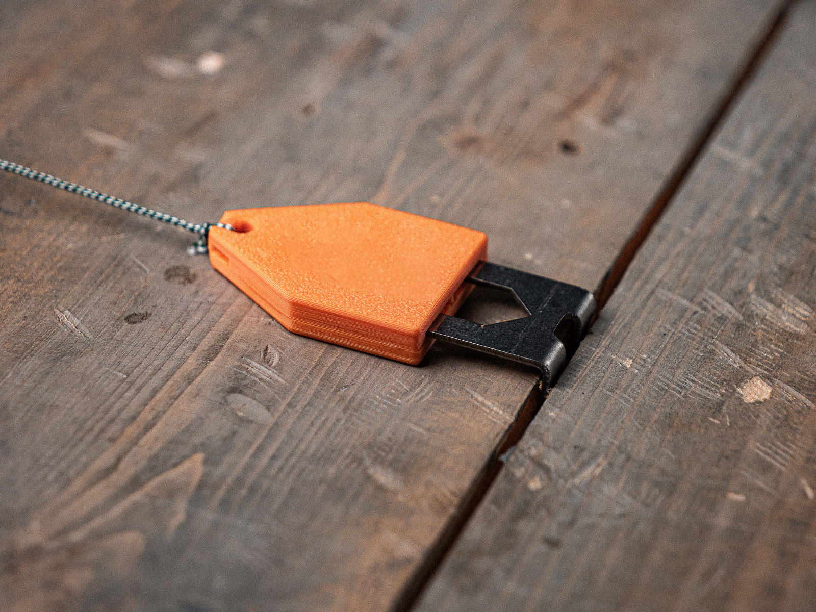 Precision Chalk Line Anchor – One-Handed Layout Tool For Faster Construction Work