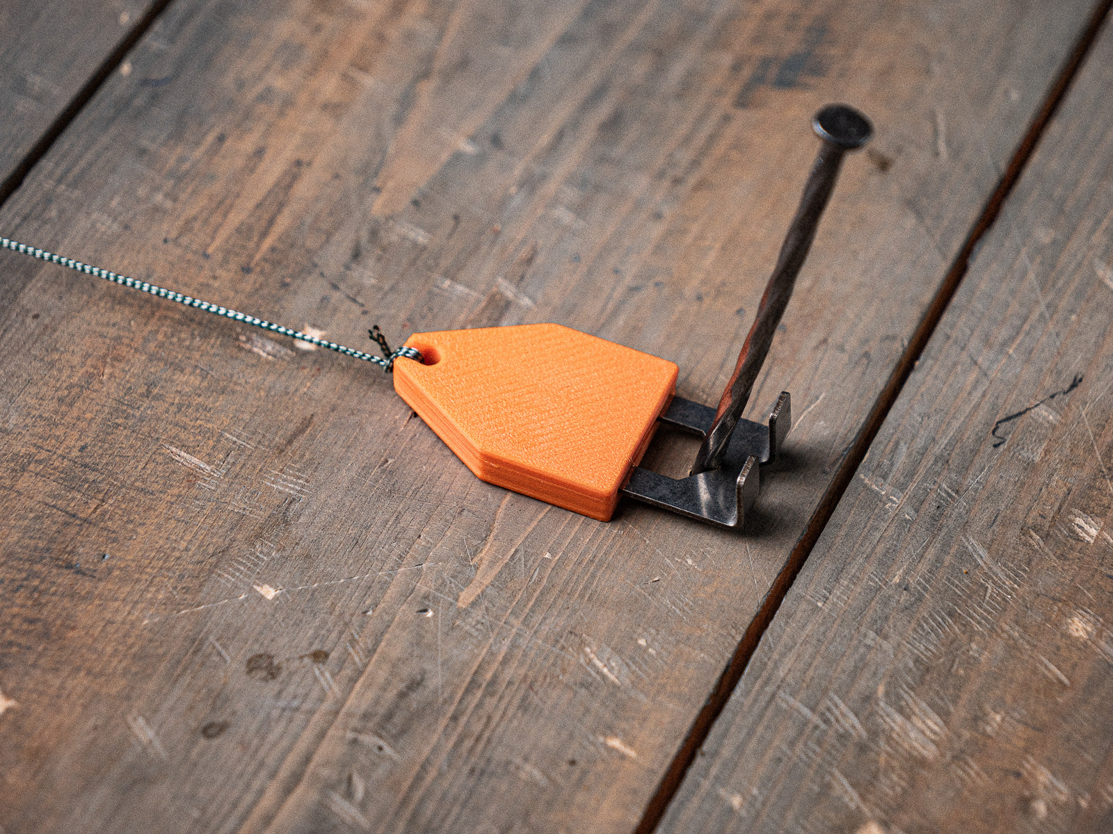 Precision Chalk Line Anchor – One-Handed Layout Tool For Faster Construction Work