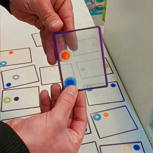 Swish Game – A Fast-Paced Spatial Card Game for Quick Thinkers