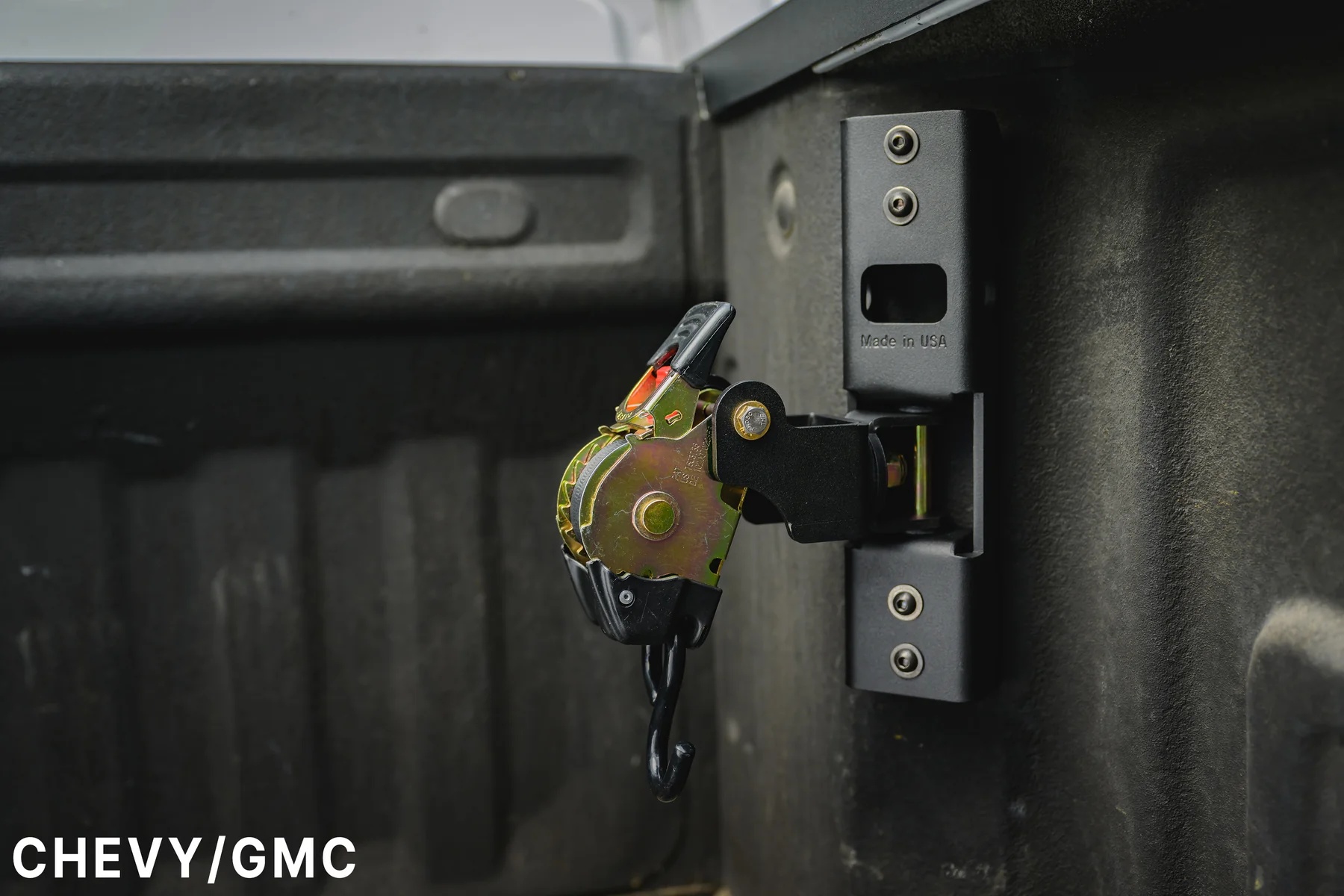 Retractable Truck Bed Straps – Secure Your Cargo in Seconds
