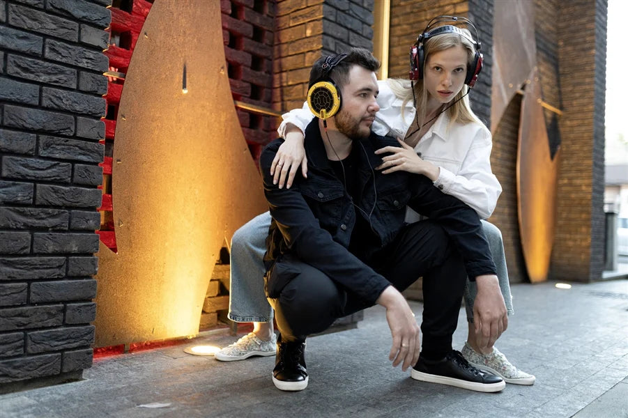 Flat magnetic earphones Natural sheepskin earcups