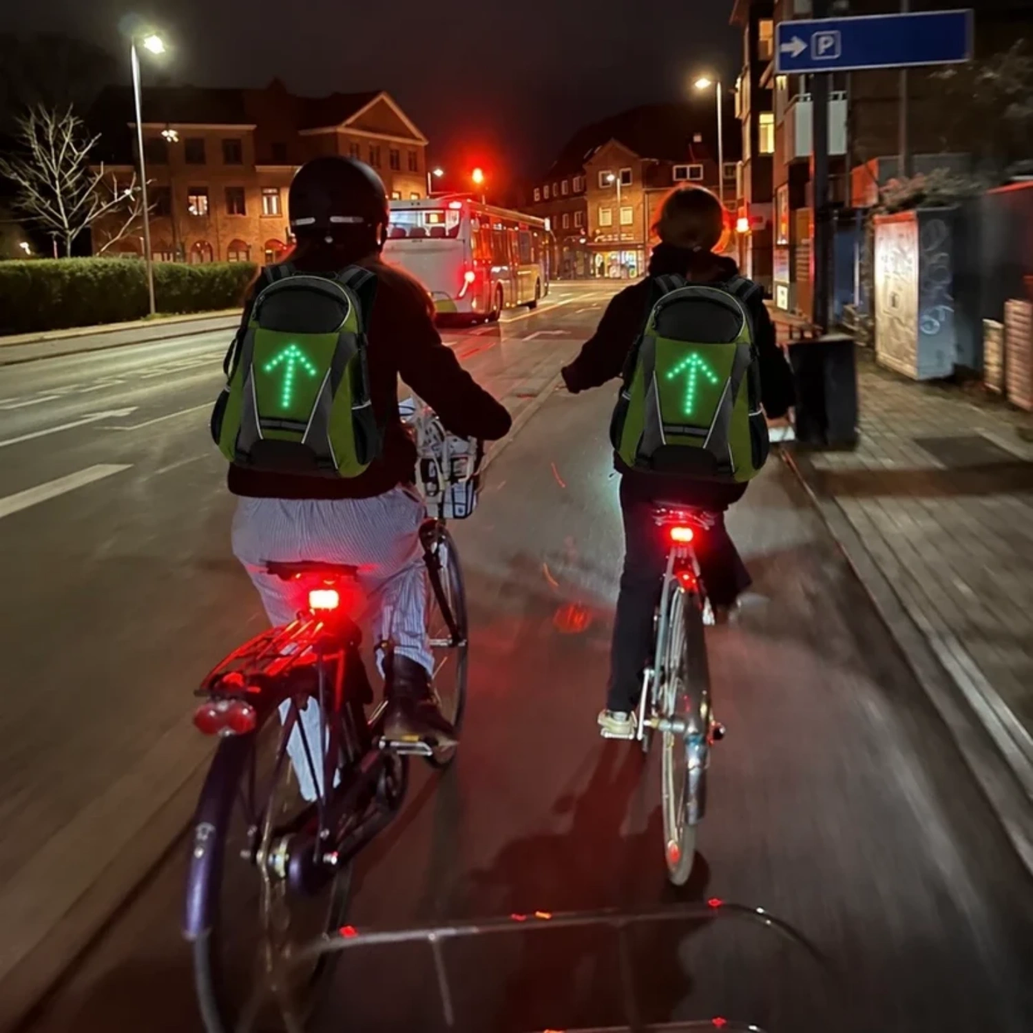 LED Turn Signal Backpack – Wireless Remote, 1-Month Battery, 18L Commuter Pack