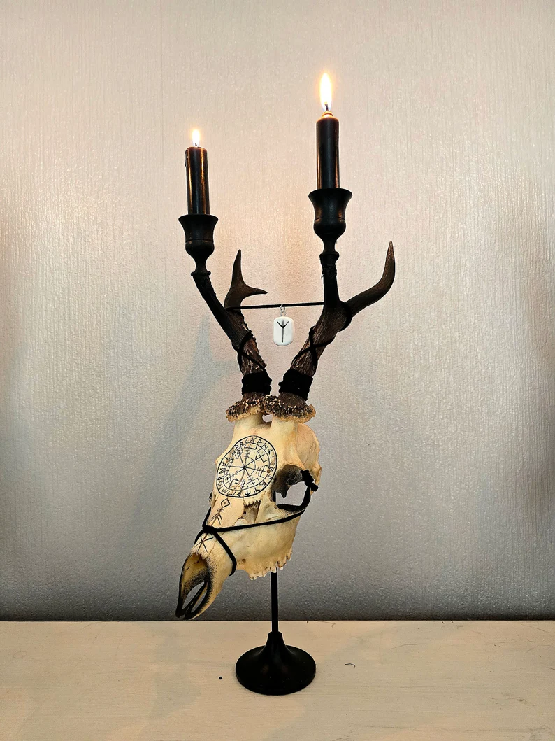 Handcrafted Ram Skull Candle Holder – Gothic Nature-Inspired Decorative Candelabra