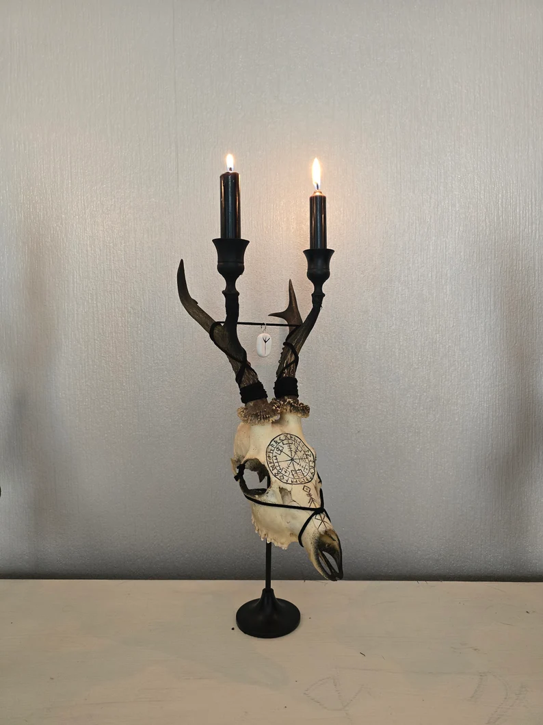 Handcrafted Ram Skull Candle Holder – Gothic Nature-Inspired Decorative Candelabra