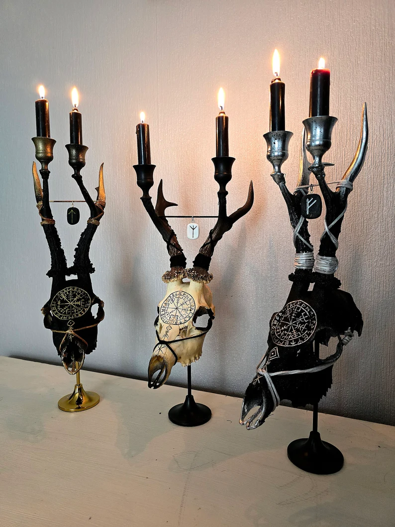 Handcrafted Ram Skull Candle Holder – Gothic Nature-Inspired Decorative Candelabra