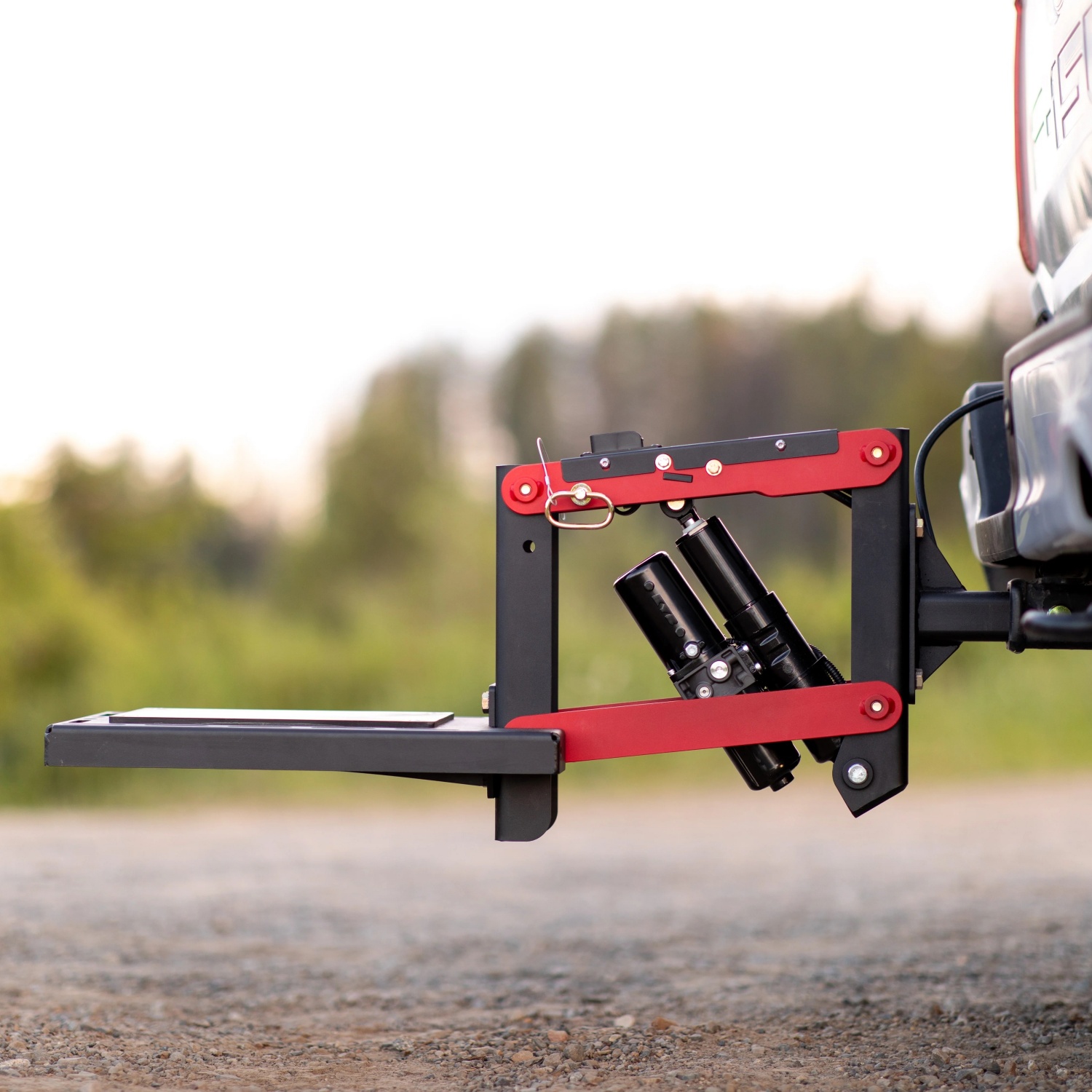 Electric Motorcycle Hitch Lift for Easy Loading & Transport
