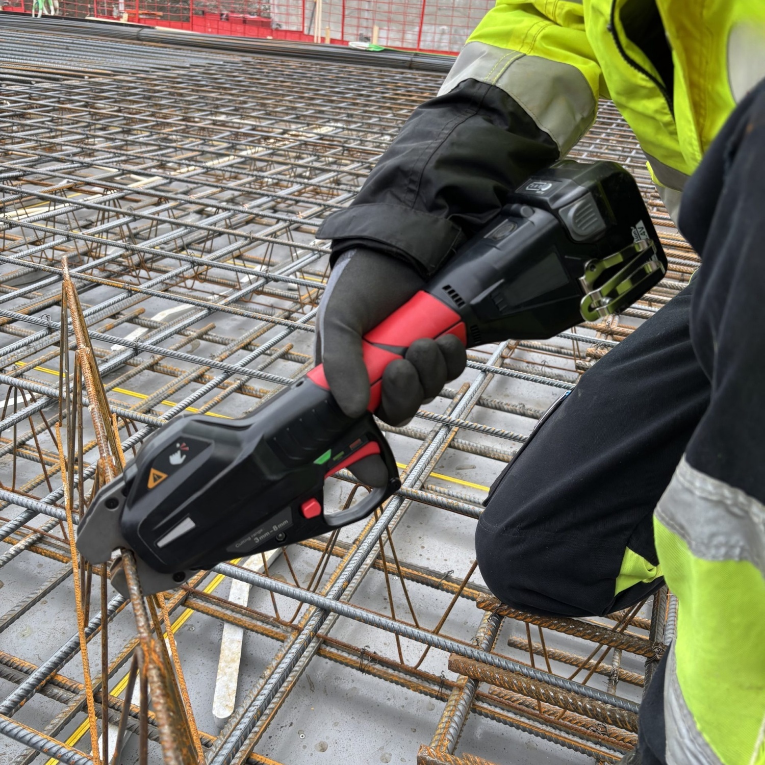 Cordless Mesh Rebar Cutter