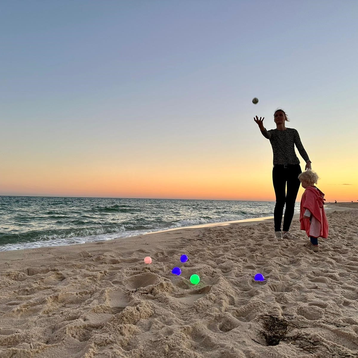 Glow Ball Challenge Game – Interactive Light-Up Family Game for Kids & Adults
