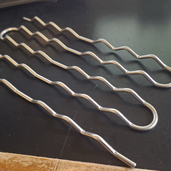 Slim 8 Sausage Rack and Rotisserie for BBQ - 360° Rotating - Ideal for Hot Dogs and Grilled Foods