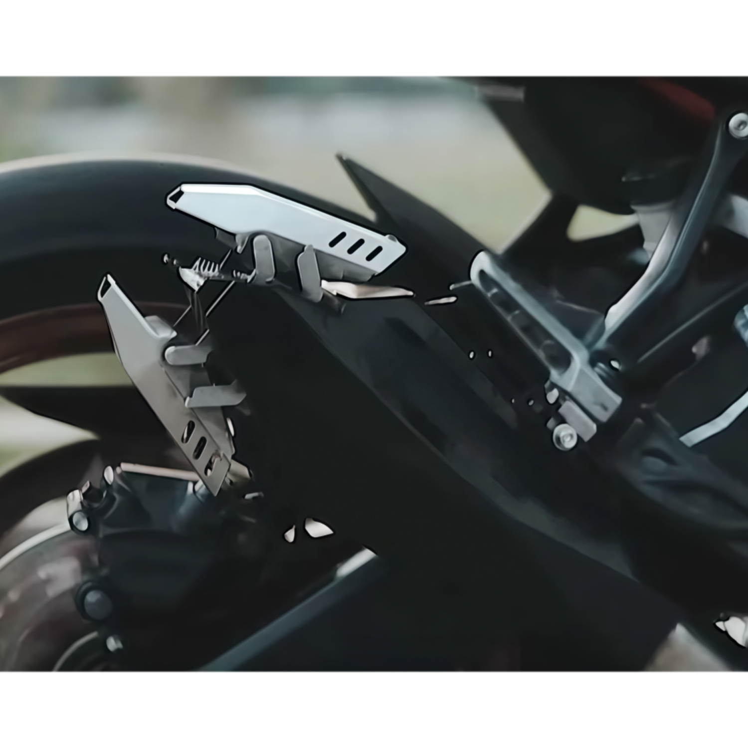 Adjustable Motorcycle Exhaust Baffle – On-The-Fly Volume Control