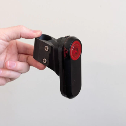 Aerodynamic Saddle Bag – Compact Bike Tool Pouch for Road Essentials