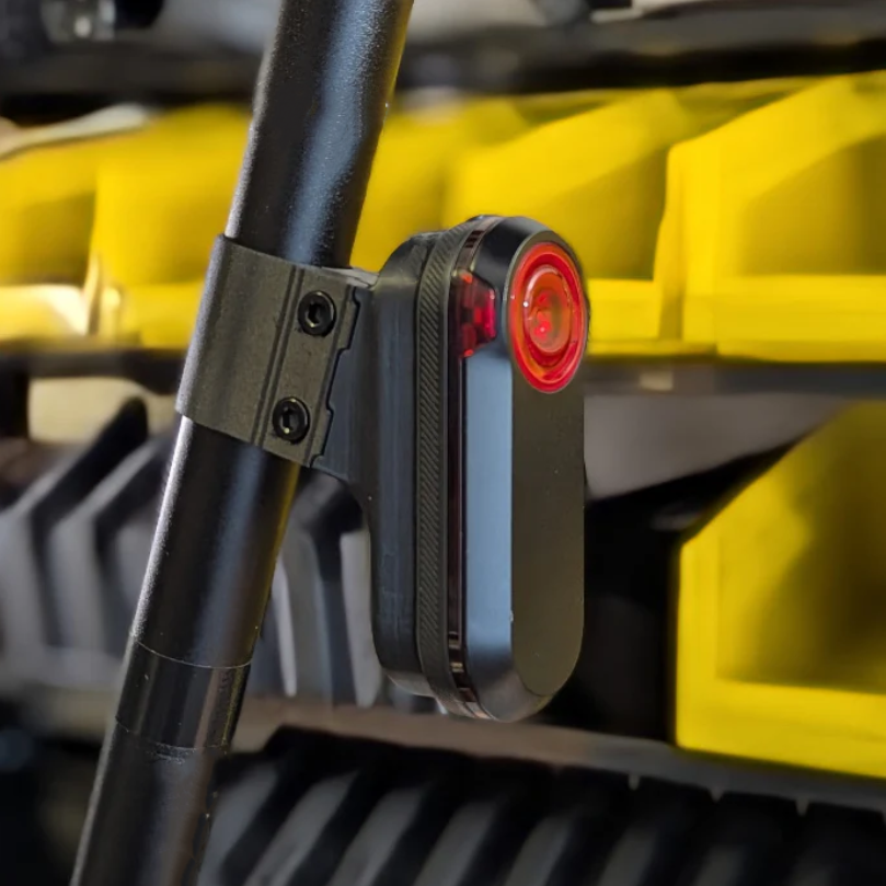 Aerodynamic Saddle Bag – Compact Bike Tool Pouch for Road Essentials