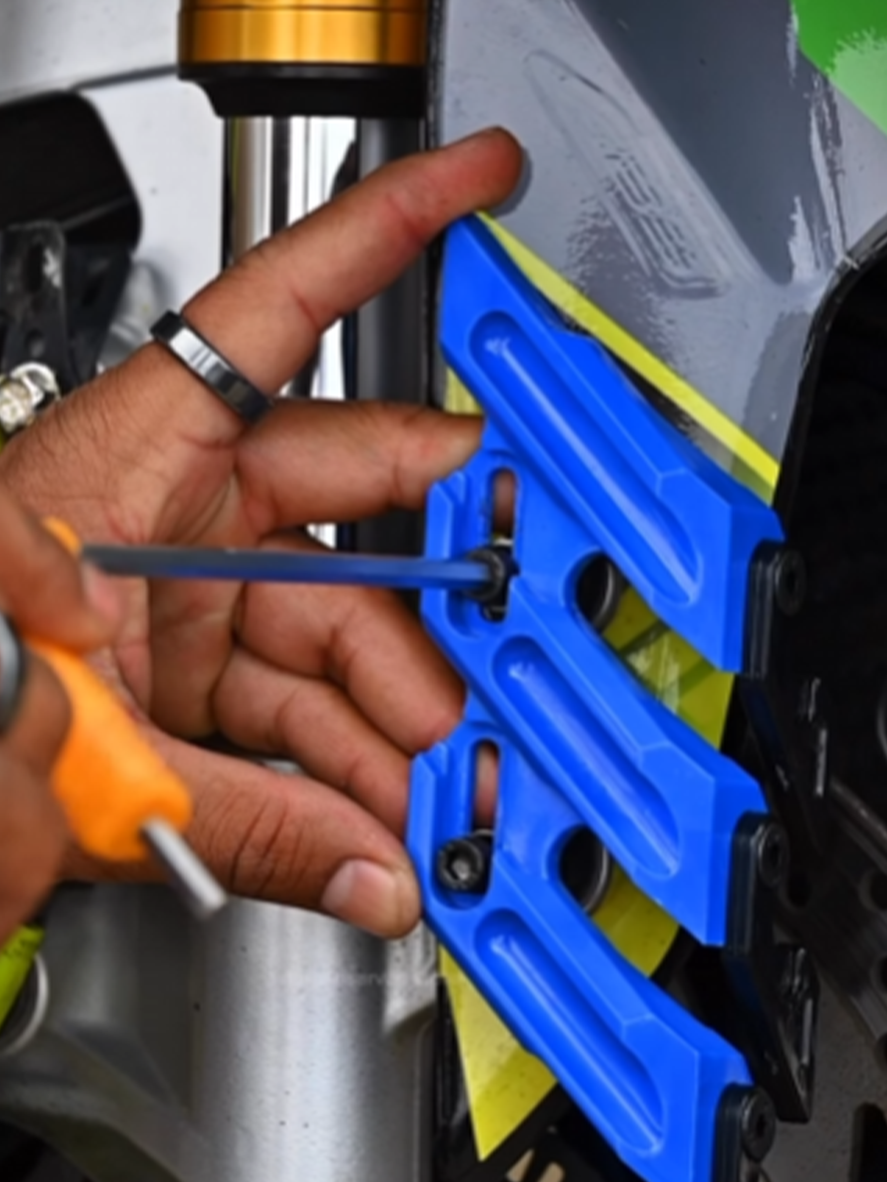 Motorcycle universal front fork protector
