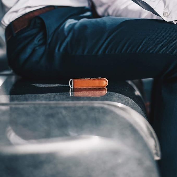 Top-Grain Leather Key Organizer – Minimalist Key Holder
