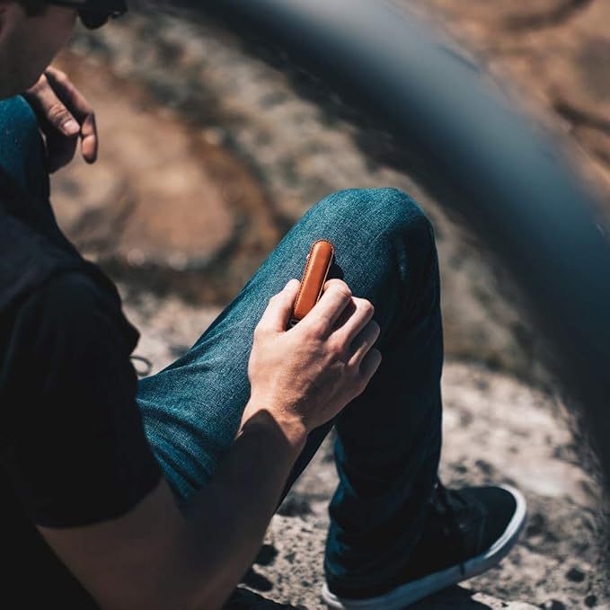 Top-Grain Leather Key Organizer – Minimalist Key Holder