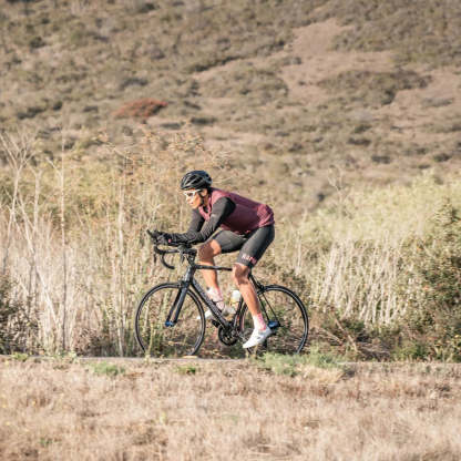Quick-Release Aerodynamic Handlebar – Switch Between Road and Aerodynamic Riding Positions