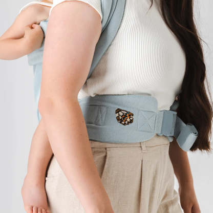 Button Strap Baby Carrier – Stylish and Practical Baby Carrier