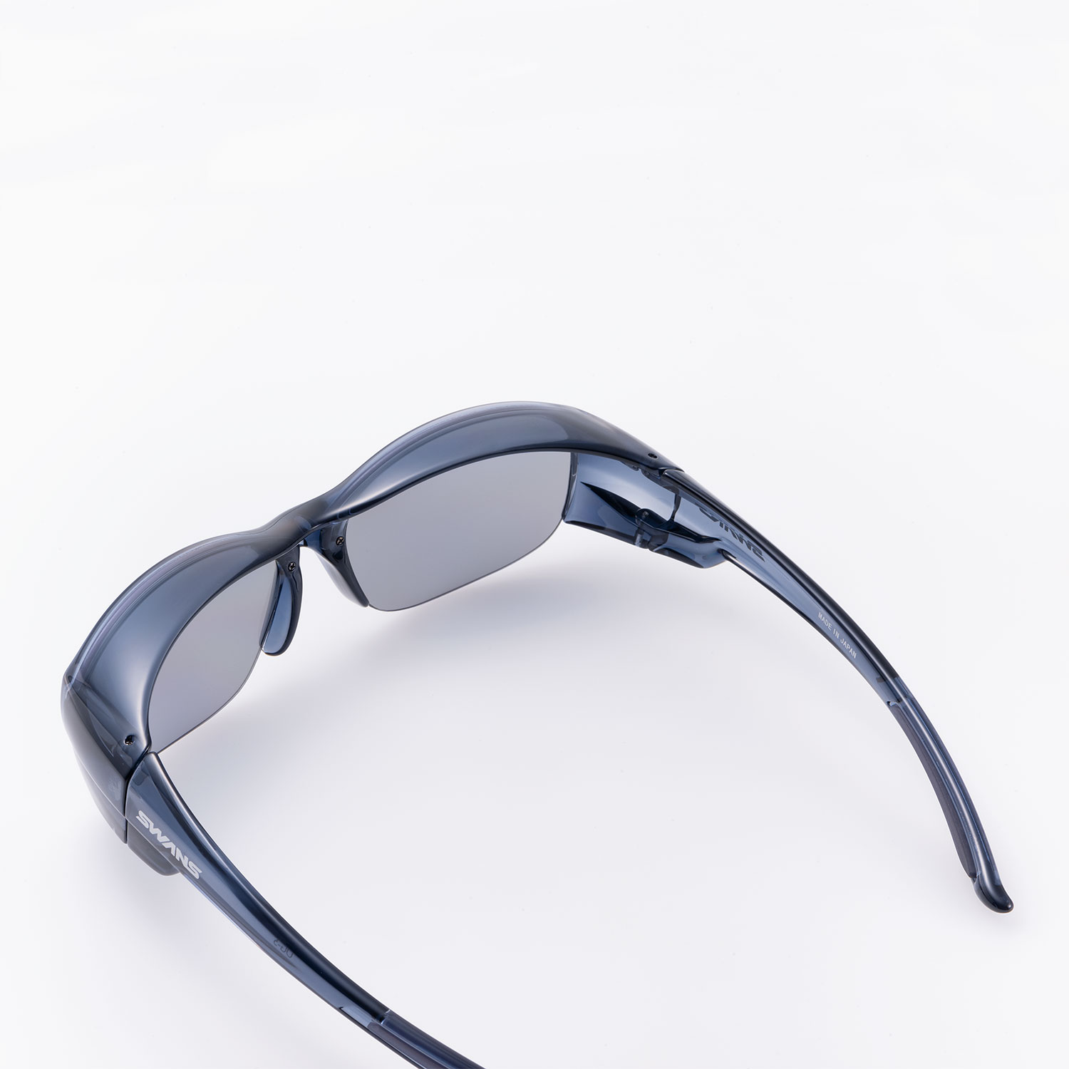 Over the glasses / OG5-0051