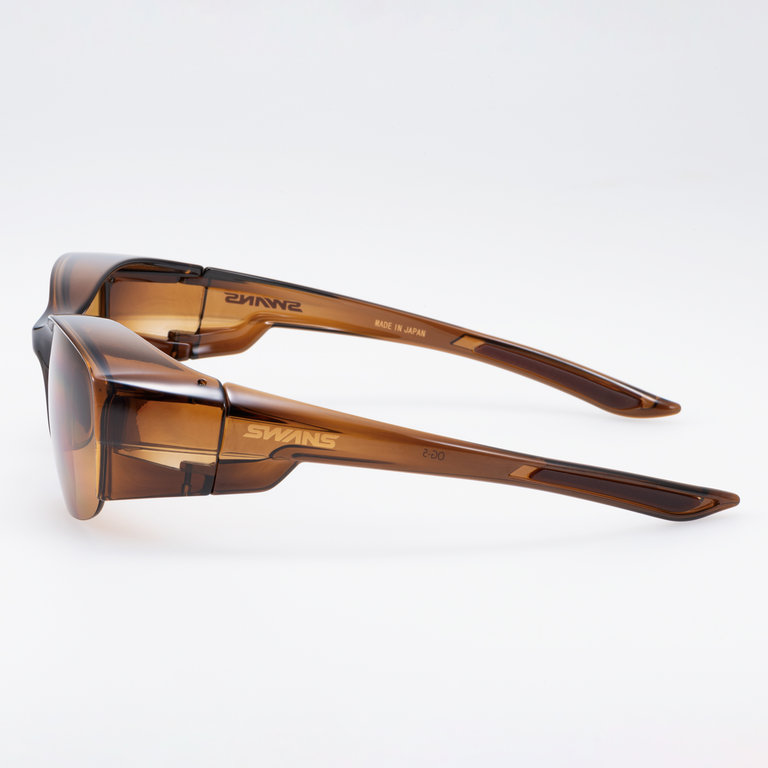 Over the glasses / OG5-0065