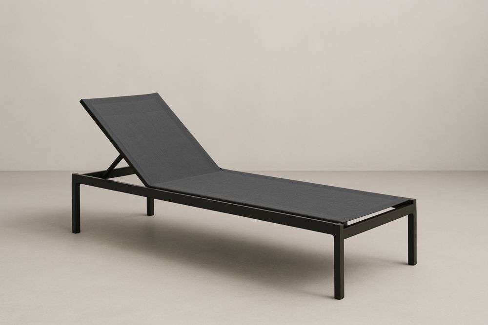 Lettino prendisole regolabile in alluminio con tessuto Textilene nero-Modernformia