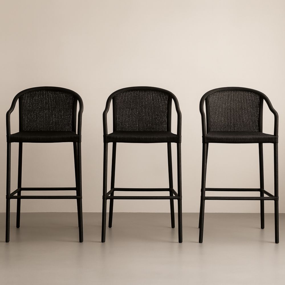 Lot de 3 chaises de bar en acier et rotin tressé noir