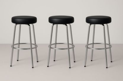 Ensemble de 3 tabourets de bar noirs en cuir synthétique et métal chromé