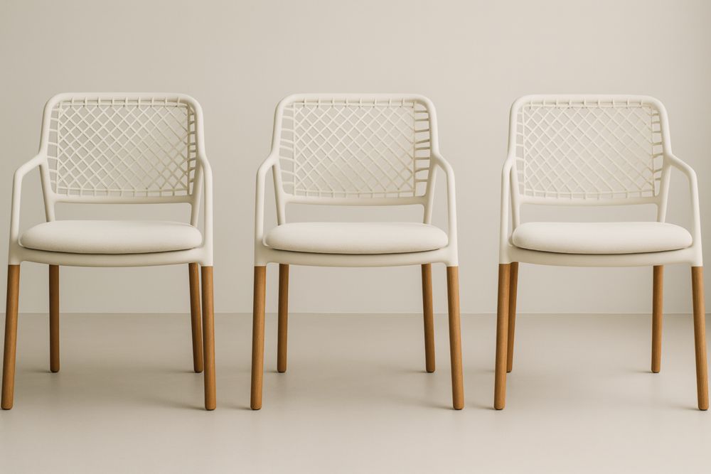 Lot de 3 Chaises en Plastique Blanc avec Pieds en Bois Naturel