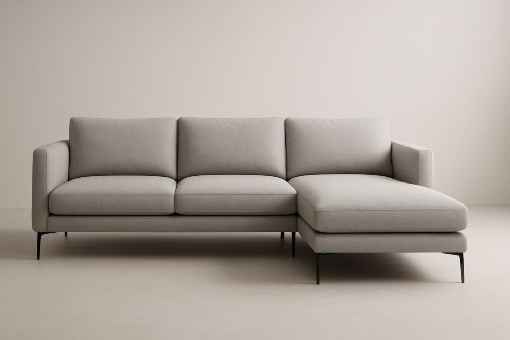 Canapé d'angle en tissu gris clair avec pieds en métal