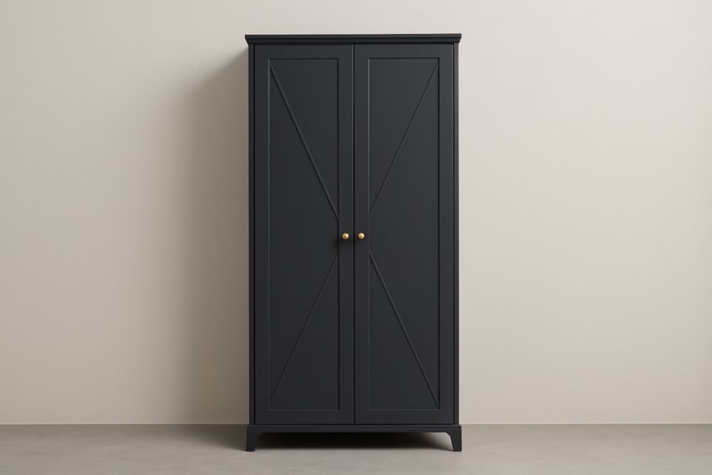 Armadio a Due Ante in Legno Nero con Maniglie in Ottone