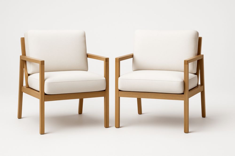 Lot de 2 fauteuils en bois avec tissu beige