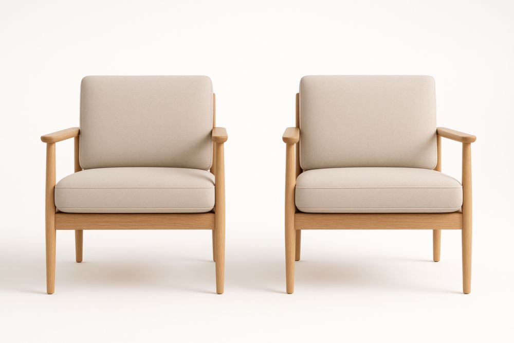 Lot de 2 fauteuils en chêne et tissu beige