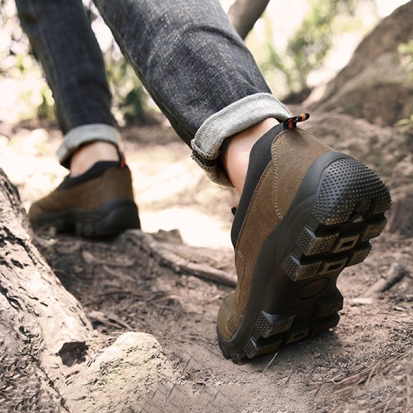 Comfortable orthotic support non-slip hiking shoes waterproof breathable shoes