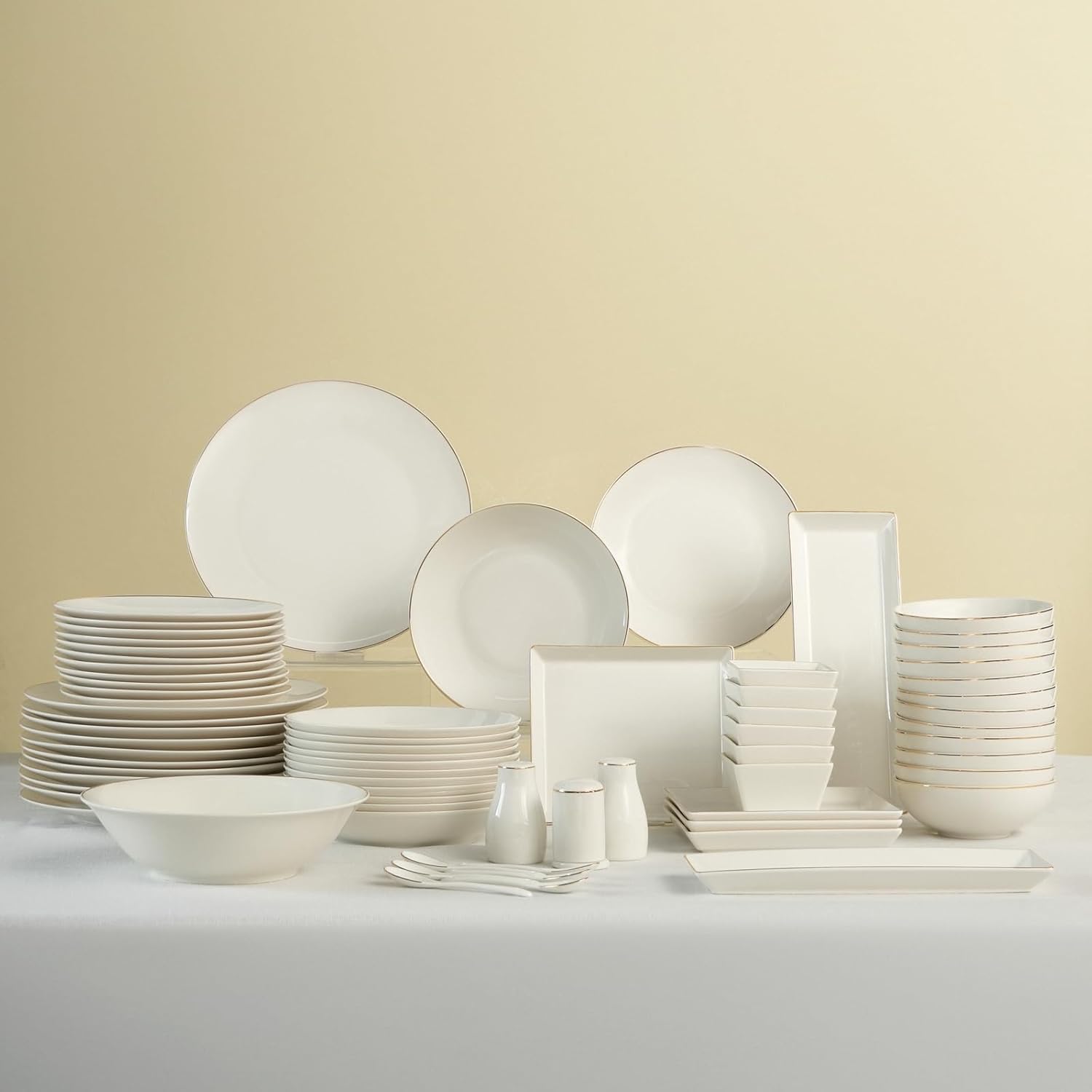 Donatella Service de table 70 pièces en porcelaine fine pour 12 personnes, assiettes plates avec bols à pâtes, assiettes à dessert, grands bols de service et cuillères en porcelaine – Blanc
