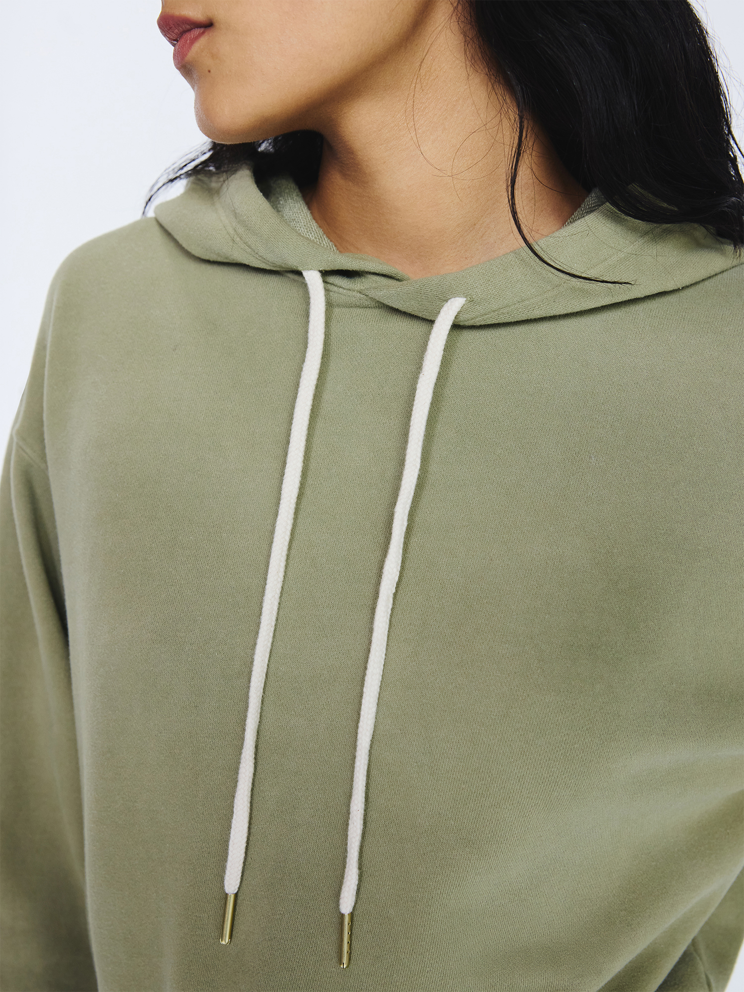 Cropped Pullover Hoodie Sweatshirt & Cropped Sweatpants