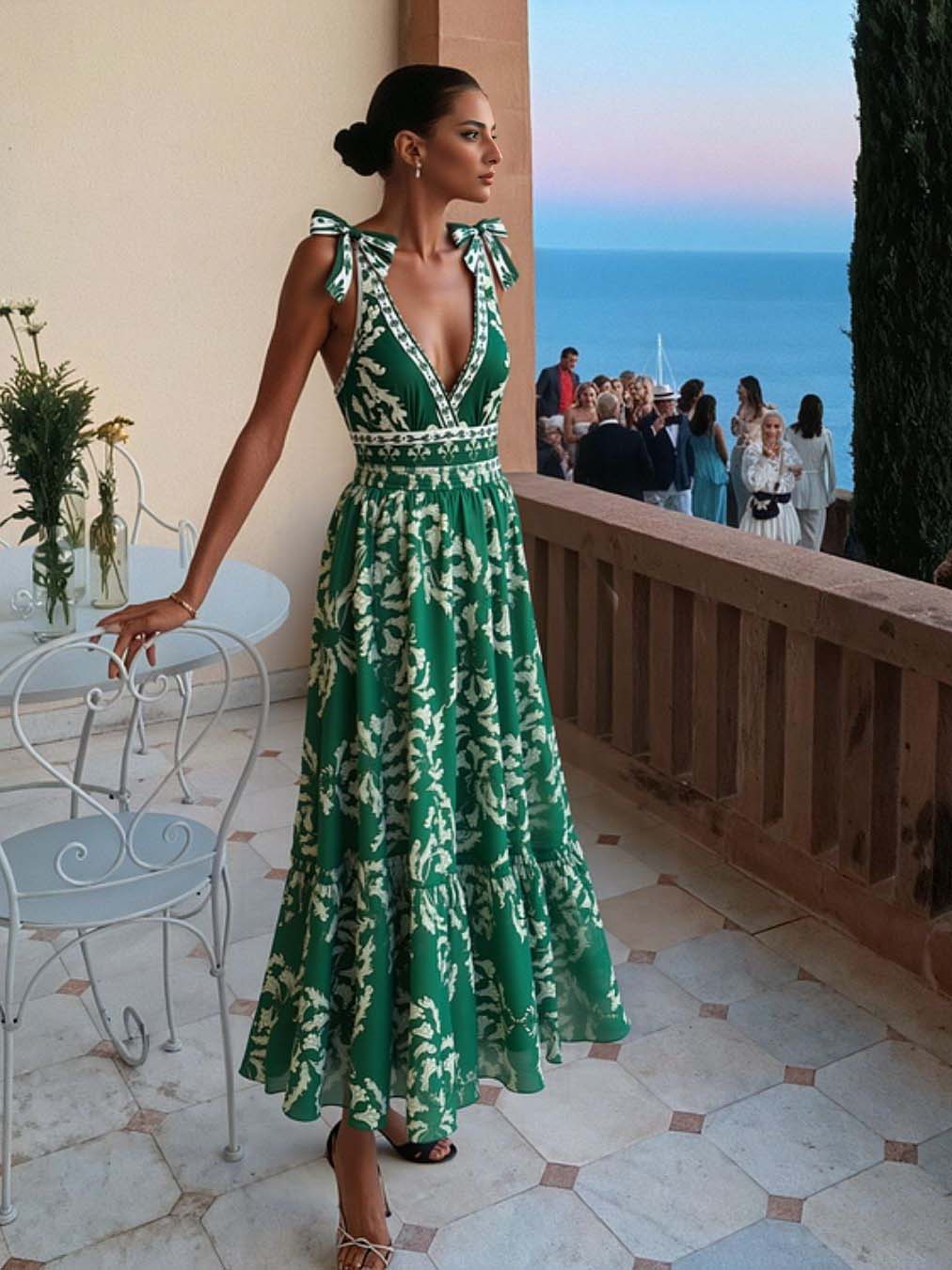 Retro Baroque Print Deep V-Neck One-Piece Swimsuit Set