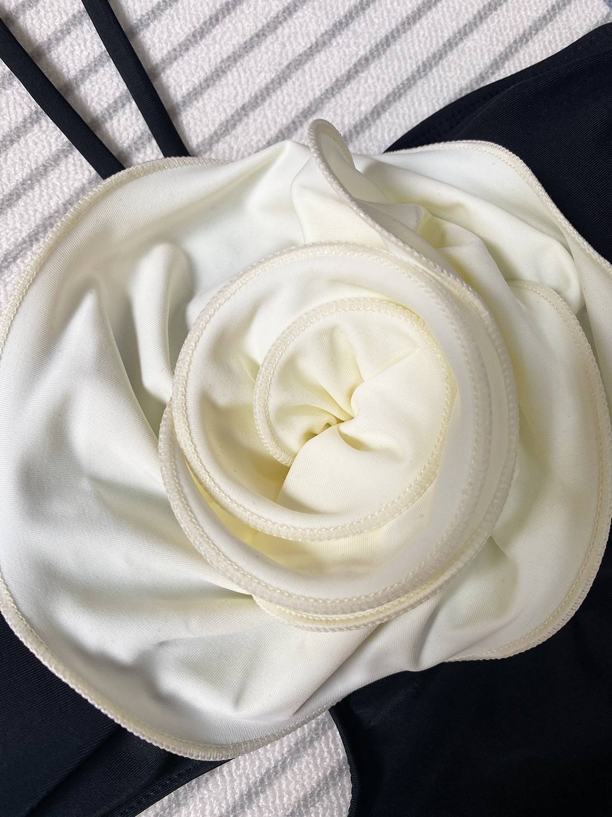 Three-dimensional Flower One-piece Swimsuit