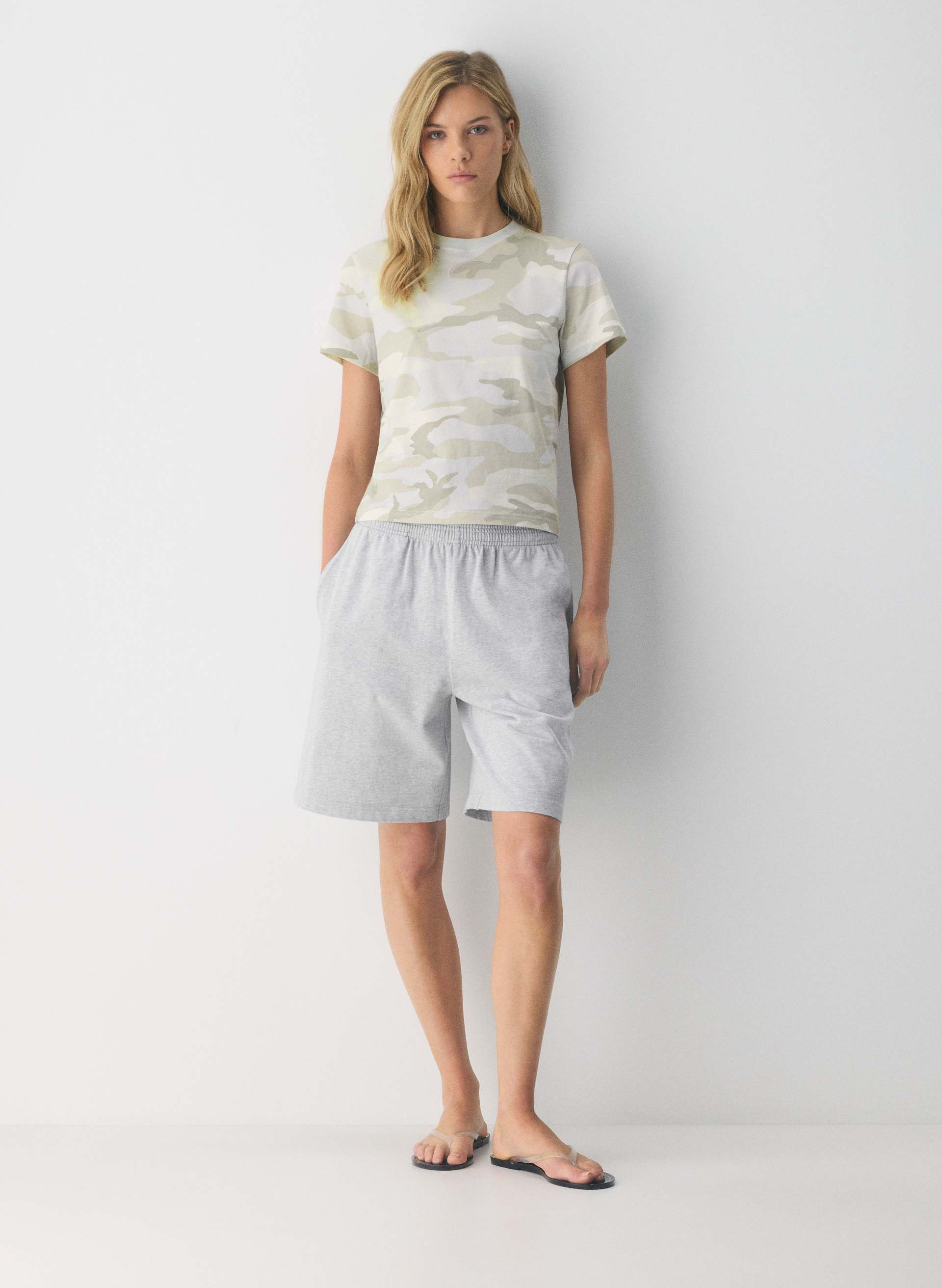 Soft 100% Cotton Jersey Crewneck T-shirt