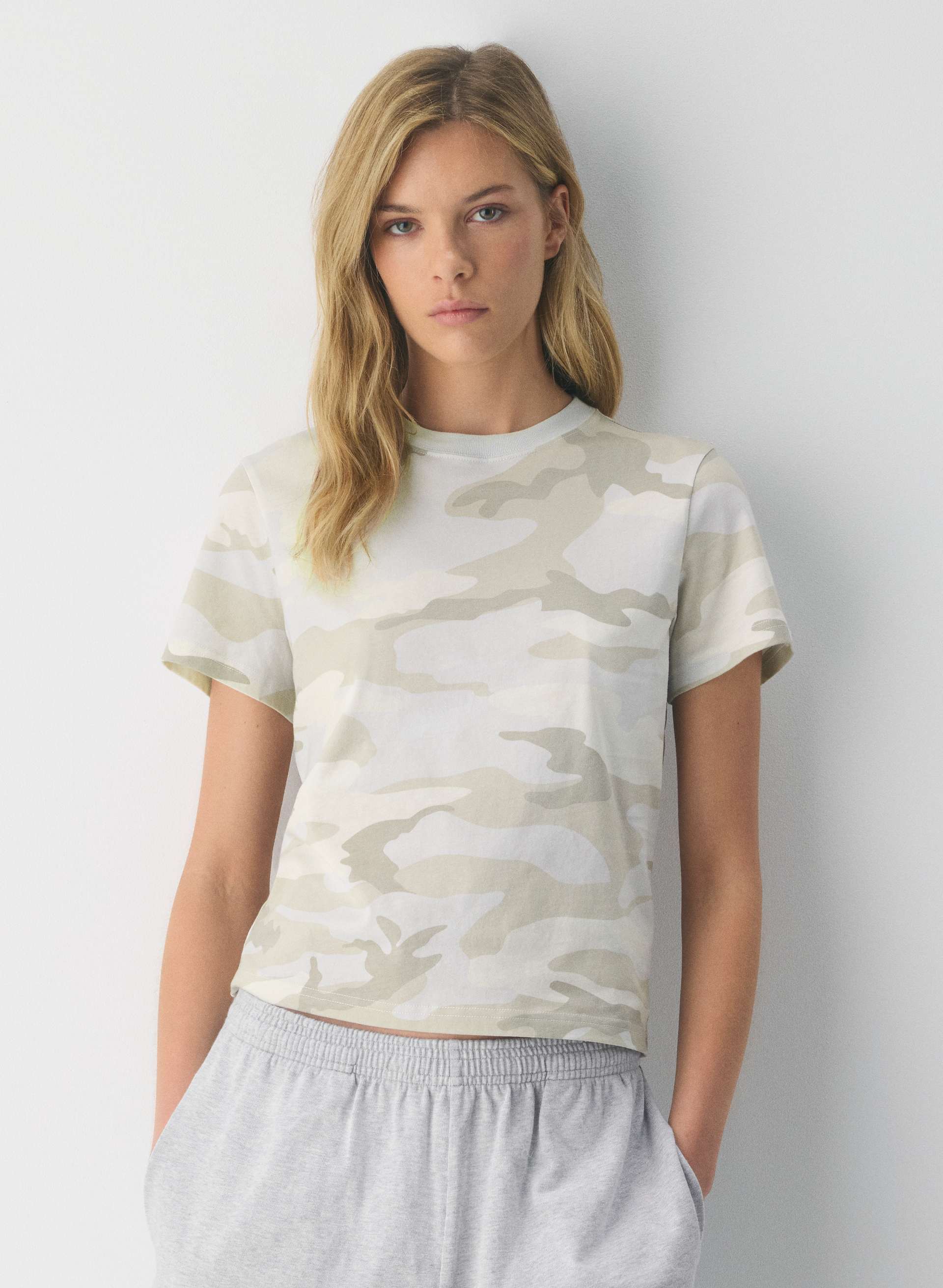 Soft 100% Cotton Jersey Crewneck T-shirt