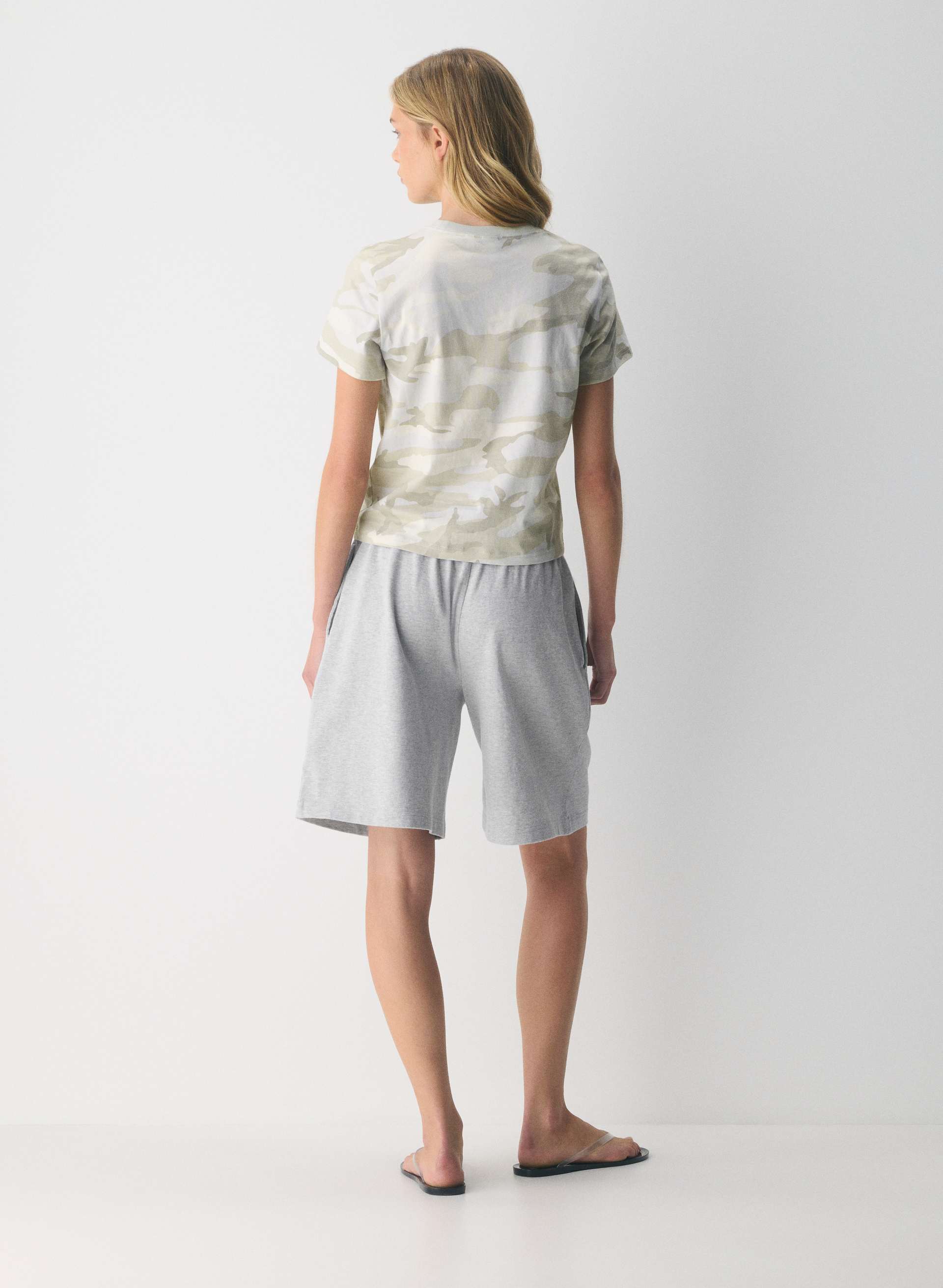 Soft 100% Cotton Jersey Crewneck T-shirt