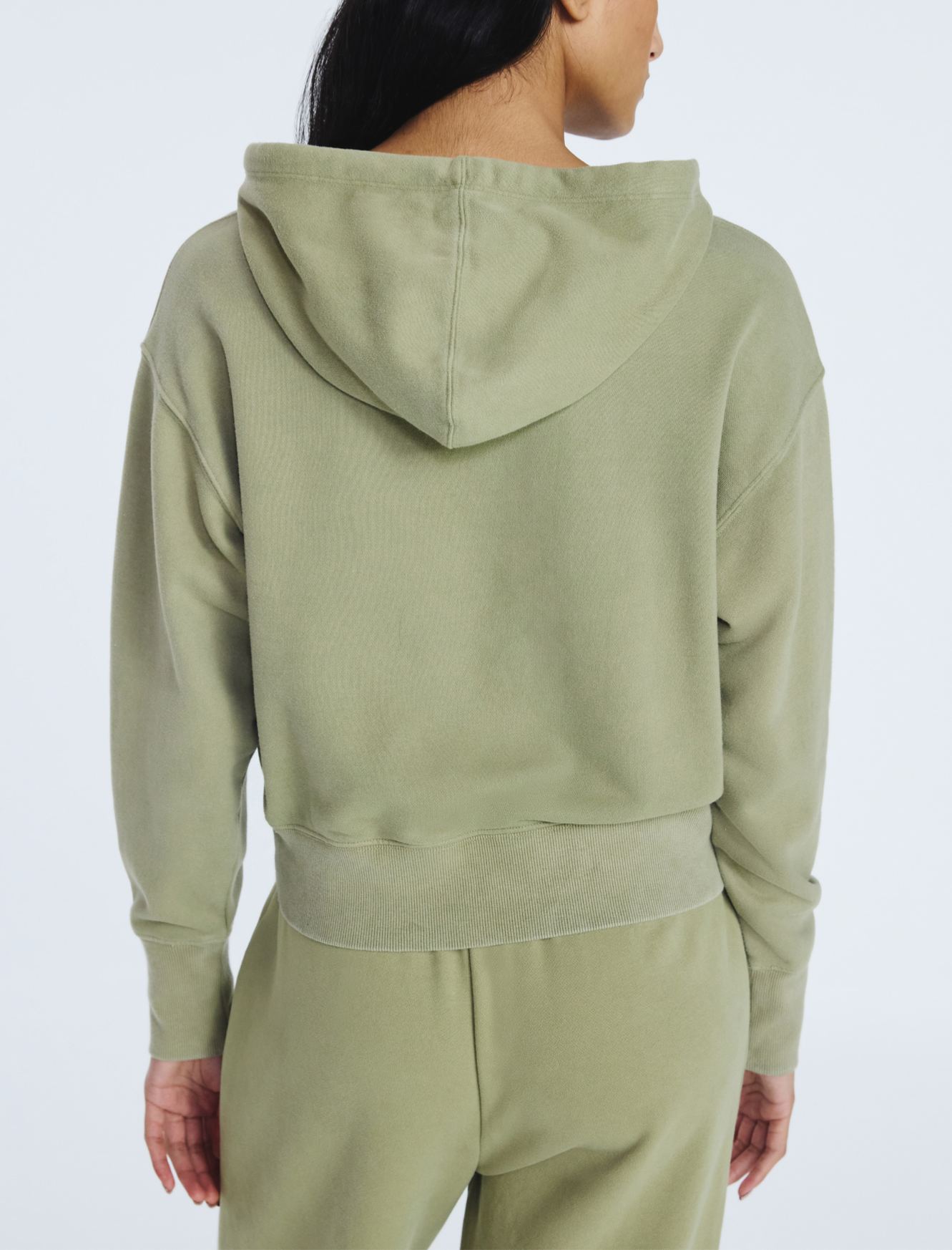 Cropped Pullover Hoodie Sweatshirt & Cropped Sweatpants