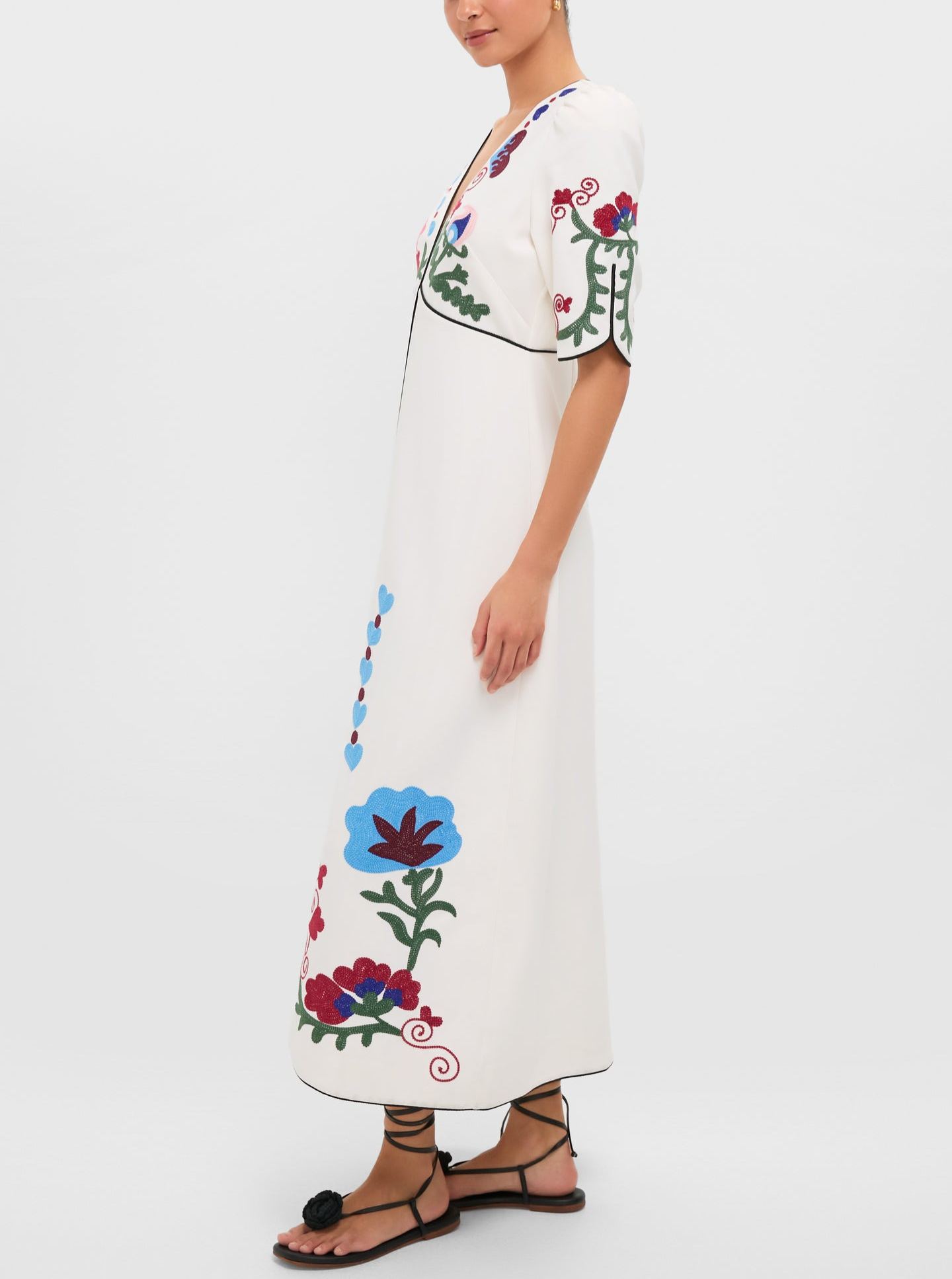 Chic Embroidery V-neck Midi Dress
